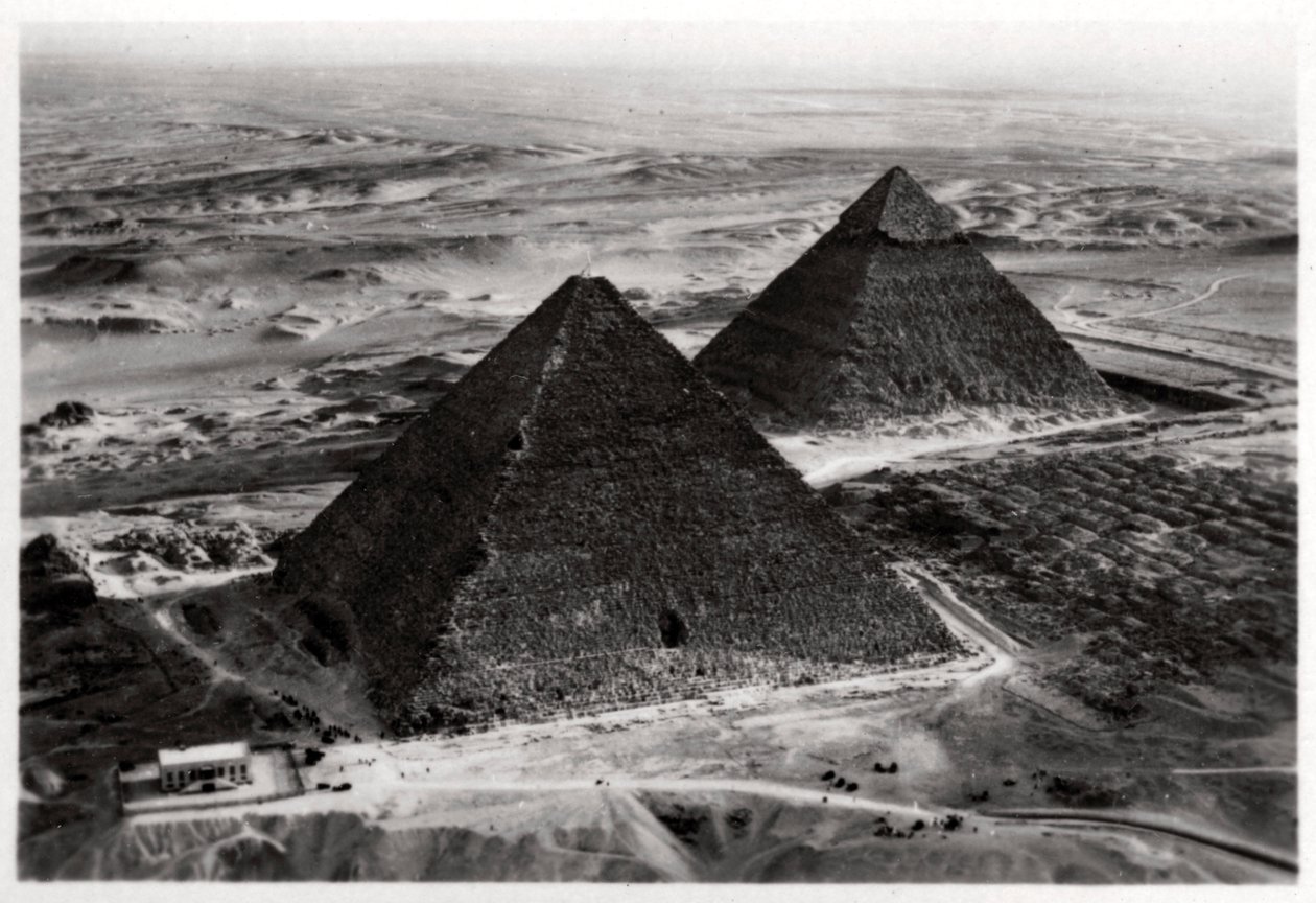 Piramidy w Gizie w Egipcie z lotu ptaka z Zeppelina, 1931 1933 autorstwa Unbekannt