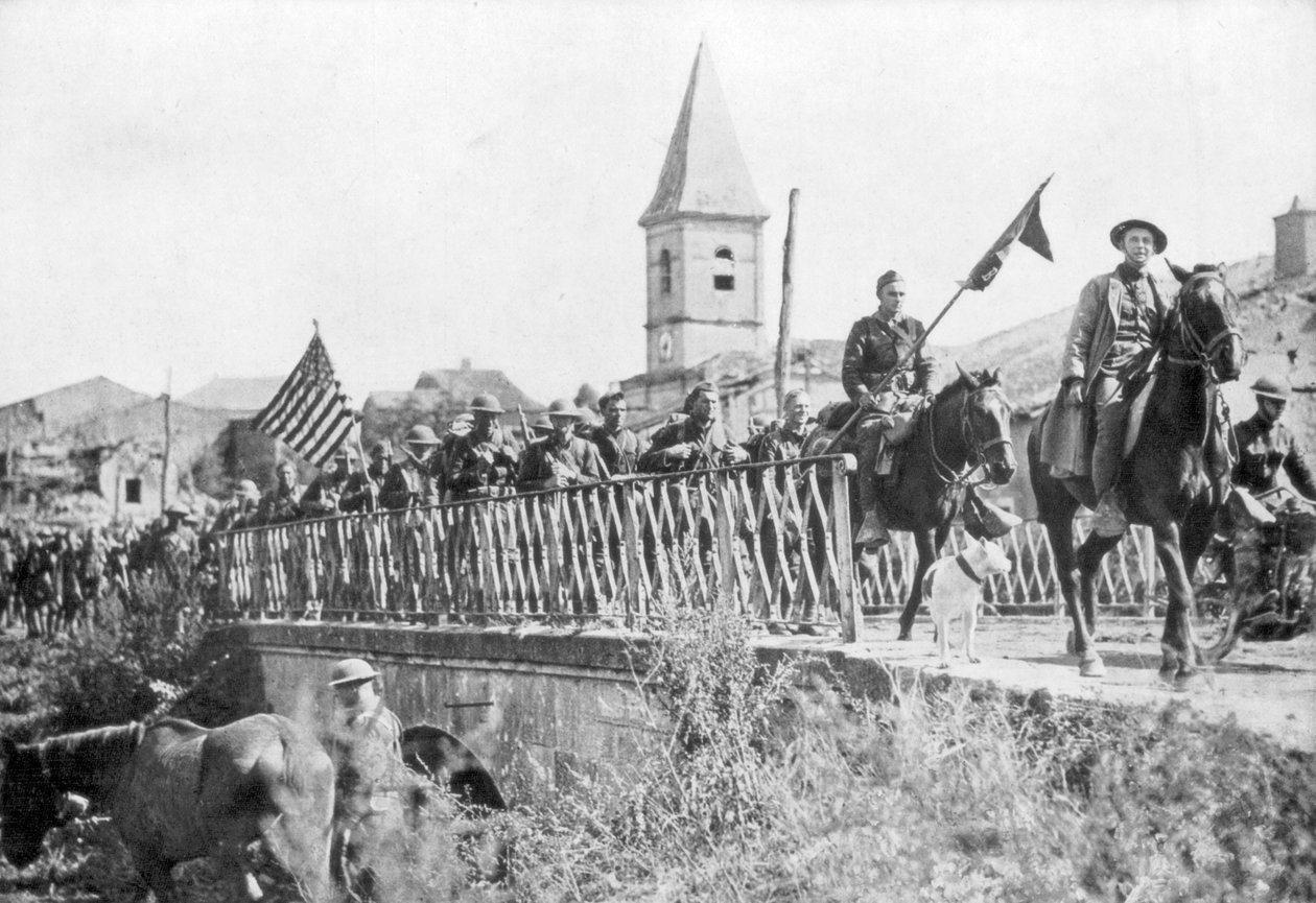 Amerykańscy żołnierze wkraczający do wioski Nonsard koło Saint-Mihiel we Francji, 12-15 września 1918 r. autorstwa Unbekannt