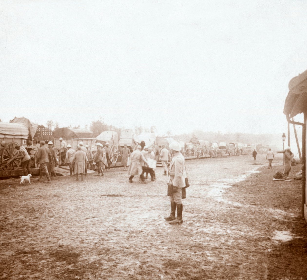 Przylot do Revigny, północna Francja, c1914-c1918 autorstwa Unbekannt