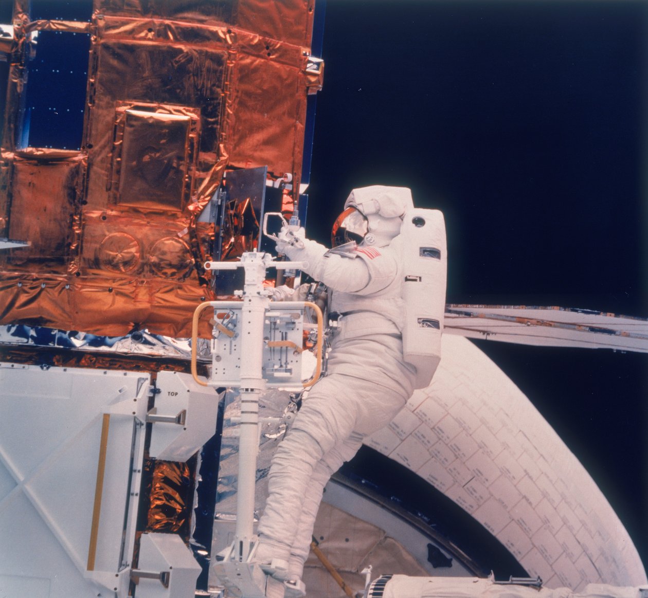Astronauta na misji wahadłowca 41-C, 1984 autorstwa Unbekannt