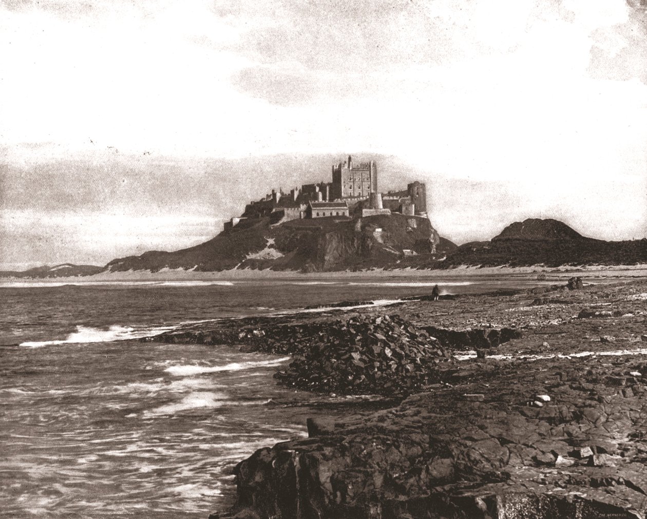 Zamek Bamburgh, Northumberland, 1894. autorstwa Unbekannt
