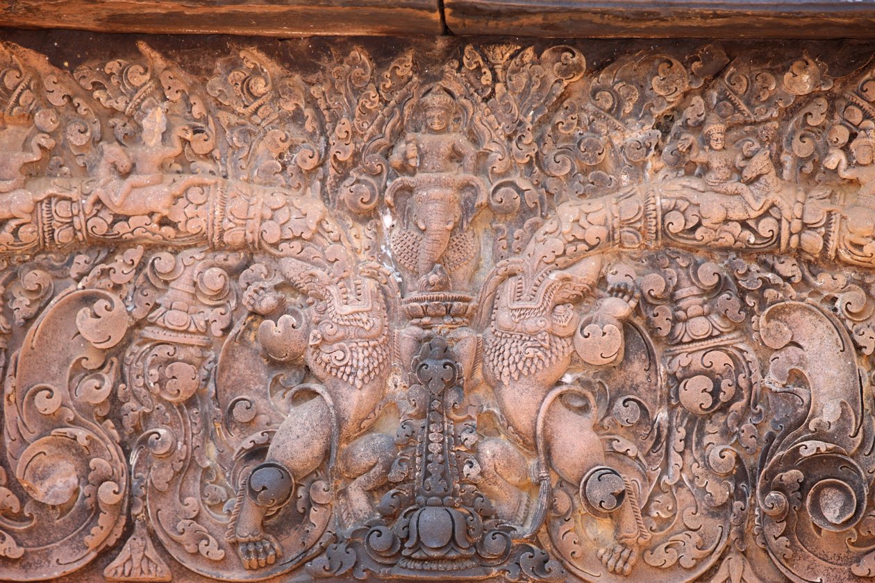 Świątynia Banteay Srei w Angkorze w Kambodży. Misternie rzeźbione. Siem Reap Kambodża autorstwa Unbekannt