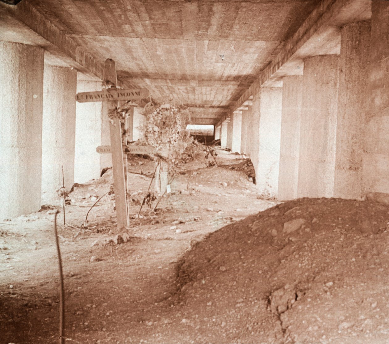 Rów bagnetowy, Verdun, północna Francja, c1916-c1918. autorstwa Unbekannt