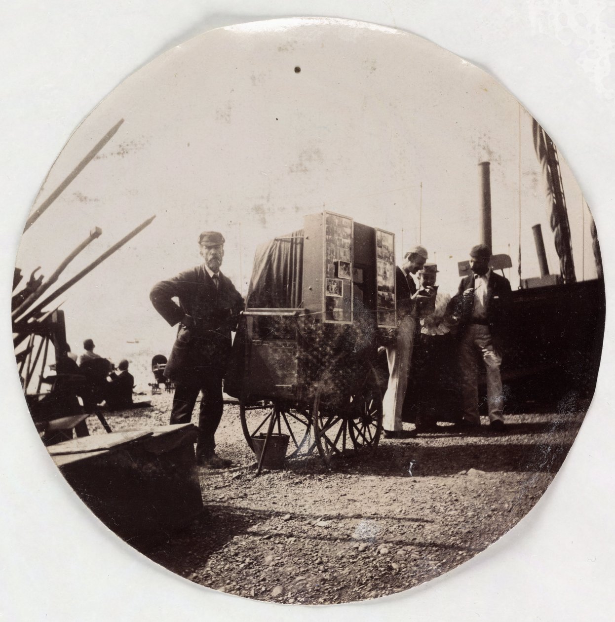 "Fotograf plażowy", wers 1890 autorstwa Unbekannt