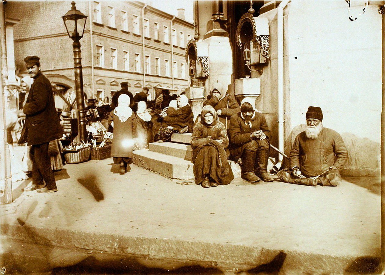 Żebracy przed klasztorem Walaam, Moskwa, Rosja, 1907 autorstwa Unbekannt