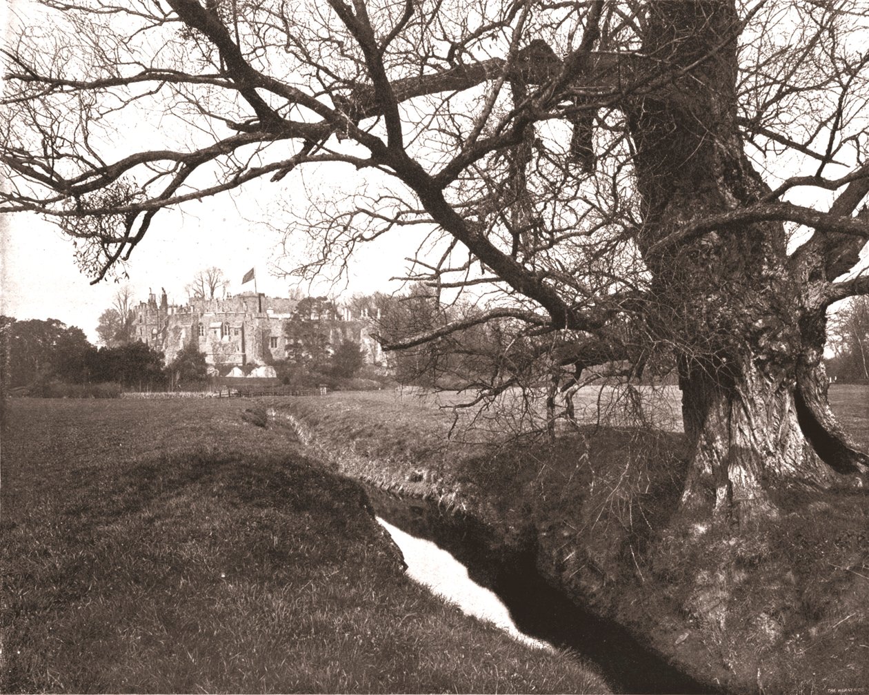 Zamek Berkeley, Berkeley, Gloucestershire, 1894. autorstwa Unbekannt