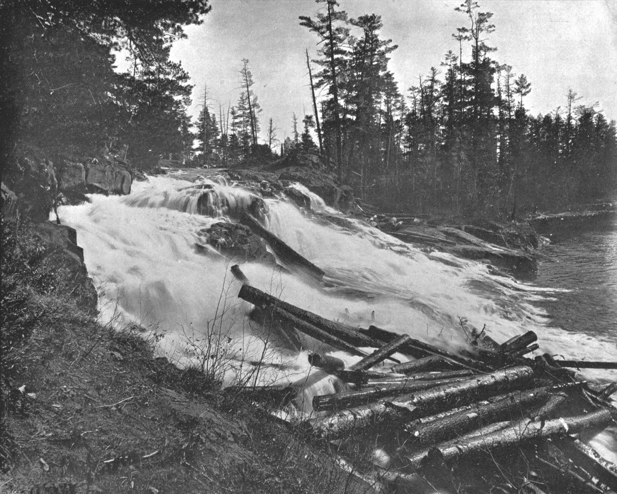 Big Falls, rzeka Peshtigo, Wisconsin, USA, ok. 1900. autorstwa Unbekannt