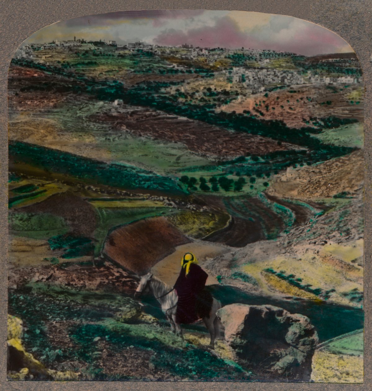 Widok z lotu ptaka na Betlejem, z winnicami i gajami oliwnymi, ok. 1900 autorstwa Unbekannt