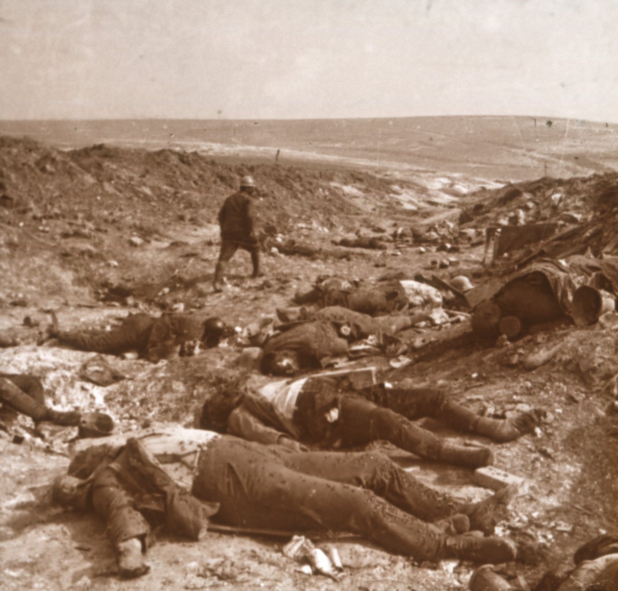 Ciała, Maurepas, Francja, c1914-c1918 autorstwa Unbekannt
