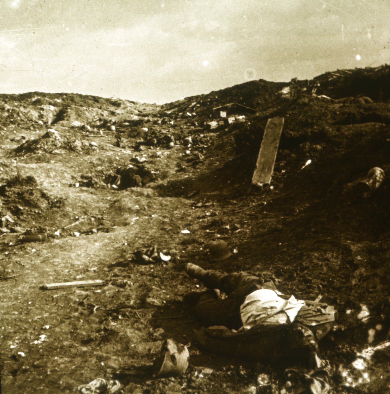 Korpus, okopy na linii frontu, Somma, północna Francja, c1916-c1918 autorstwa Unbekannt