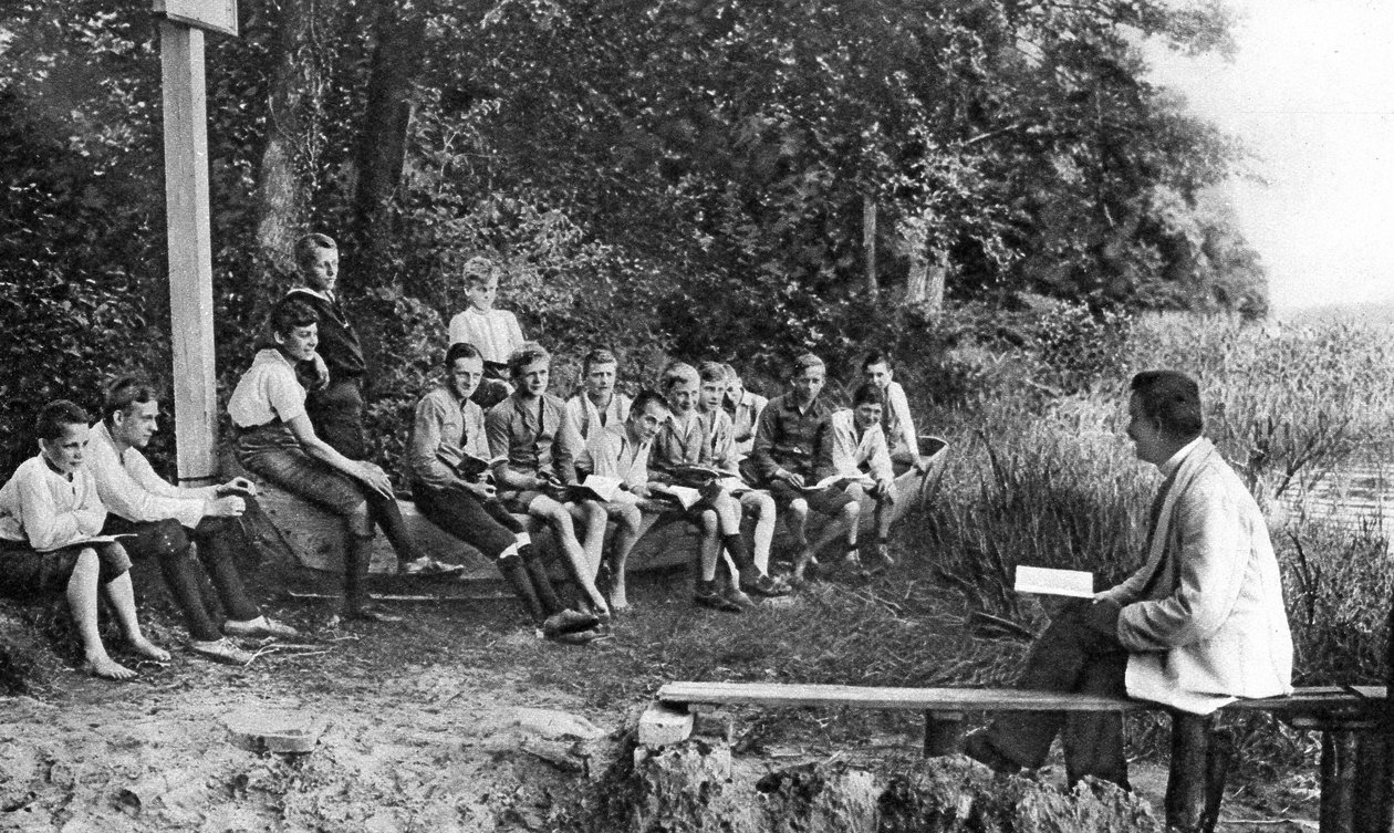 Chłopcy studiujący przyrodę, Niemcy, 1922 autorstwa Unbekannt