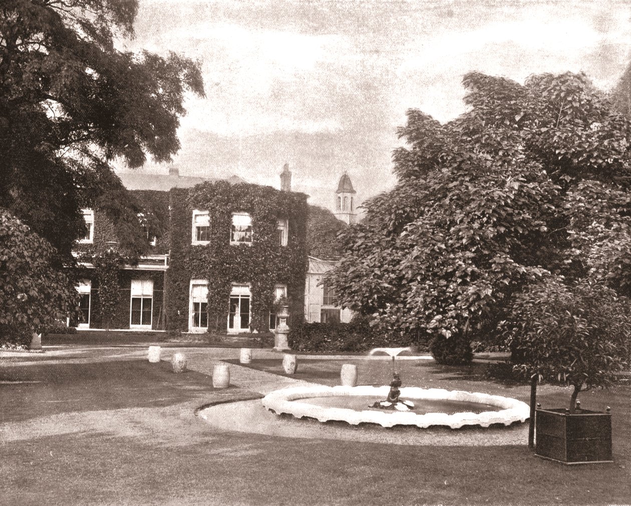 Cambridge Cottage, Kew Green, Londyn, 1894. autorstwa Unbekannt