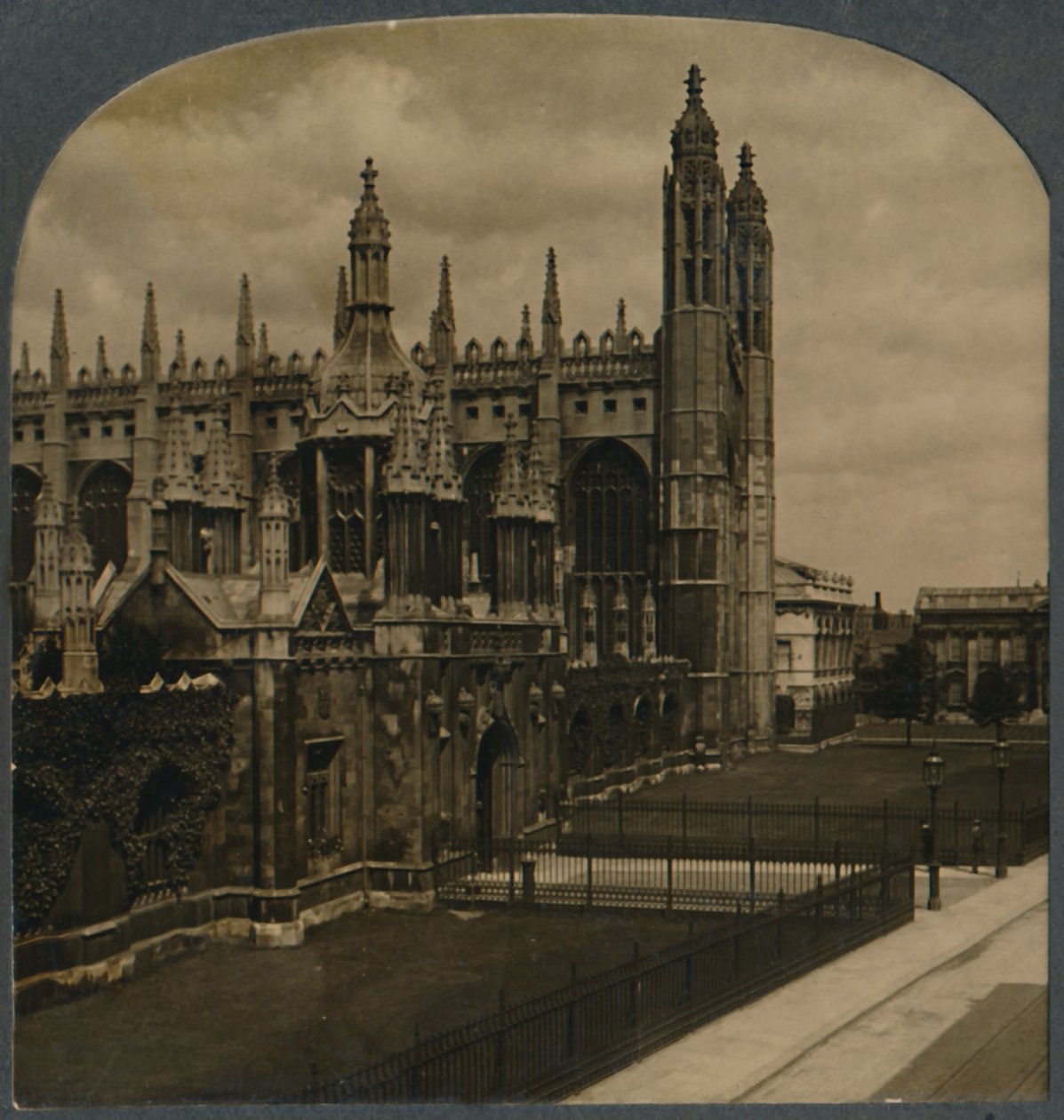 Słynna gotycka kaplica Kings College, Cambridge, Anglia, ok. 1910. autorstwa Unbekannt