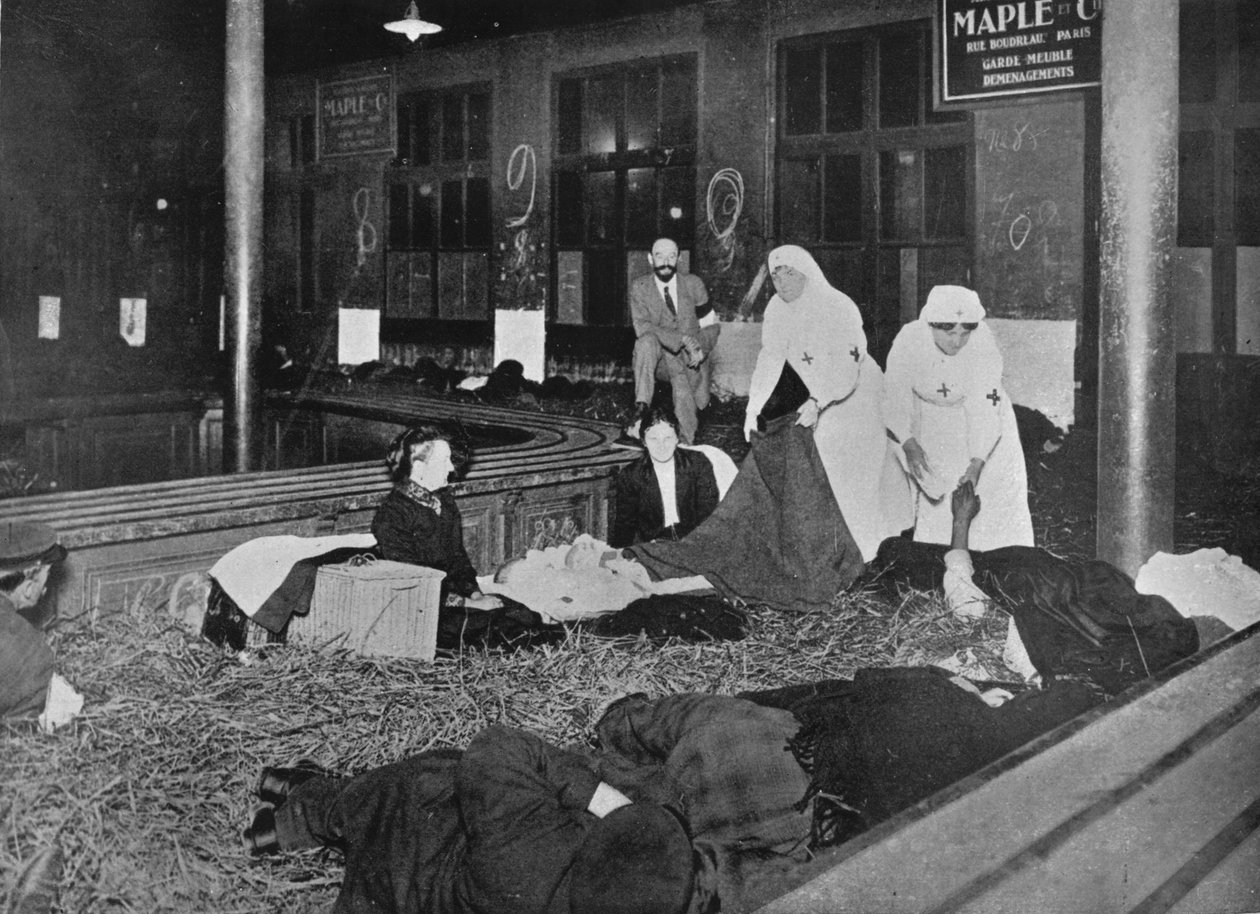 Pokój Celny na Gare du Nord, Paryż, stacja pomocy dla francuskich uchodźców, 1914 autorstwa Unbekannt