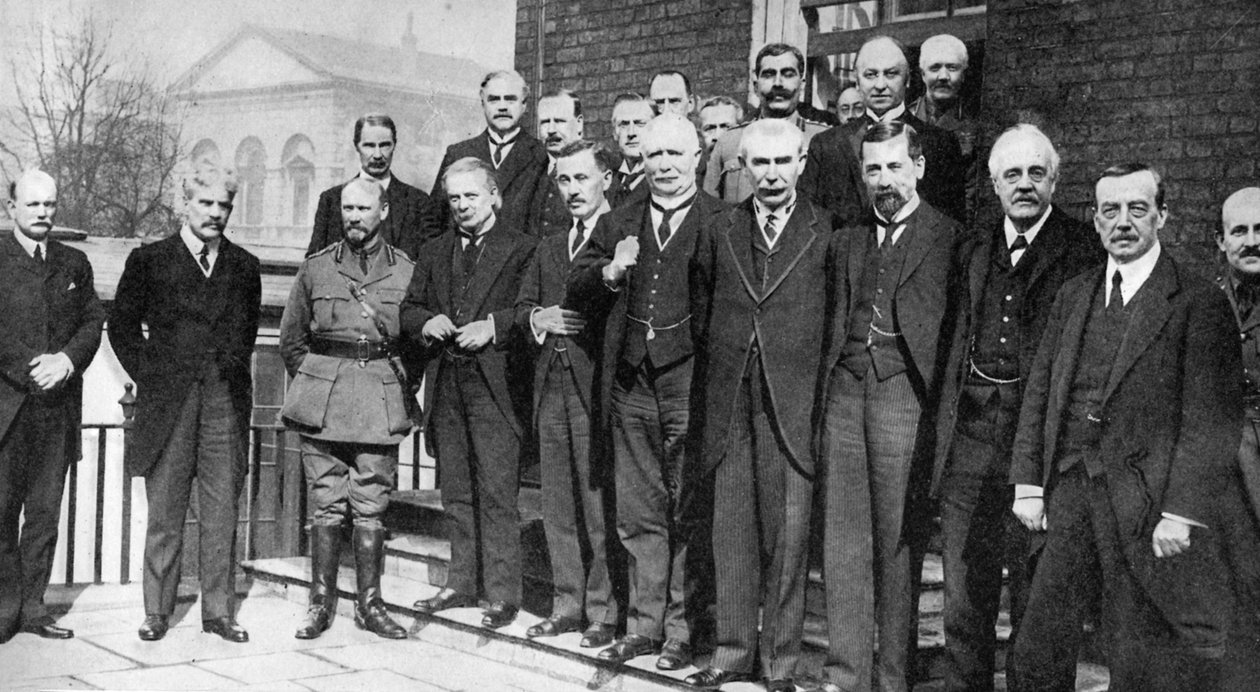 David Lloyd George, premier Wielkiej Brytanii, z kilkoma kolegami, 1917 1936 autorstwa Unbekannt