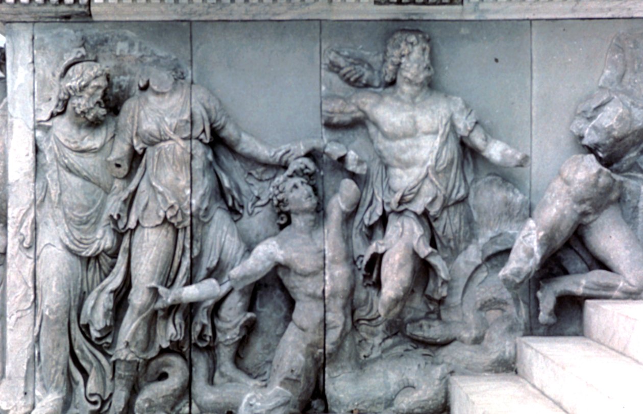 Fragment Wielkiego Fryzu Ołtarza Pergamońskiego, 180-159 pne autorstwa Unbekannt