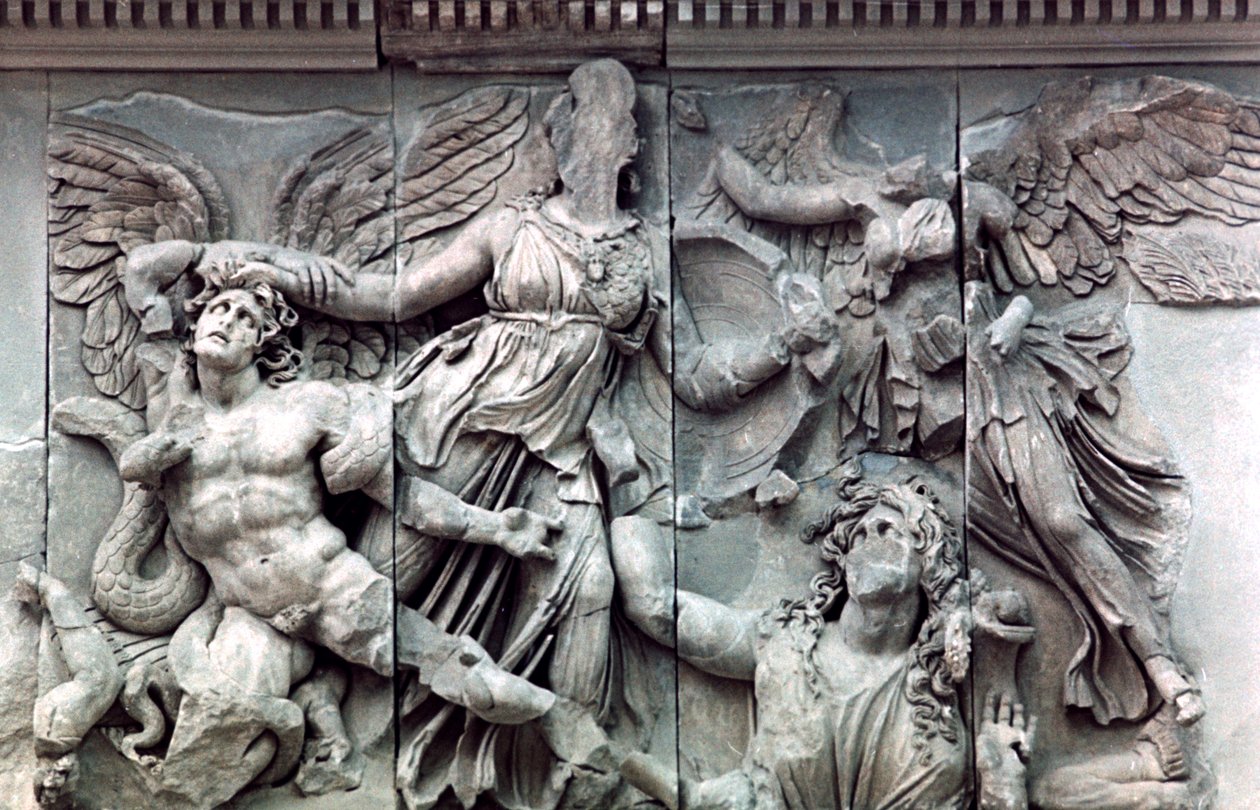 Fragment Wielkiego Fryzu Ołtarza Pergamońskiego, 180-159 pne autorstwa Unbekannt