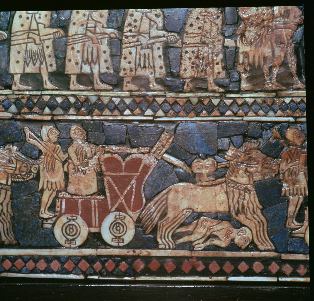 Szczegół sztandaru Ur, przedstawiający sumeryjski rydwan wojenny, południowy Irak, około 2600-2400 p.n.e. autorstwa Unbekannt