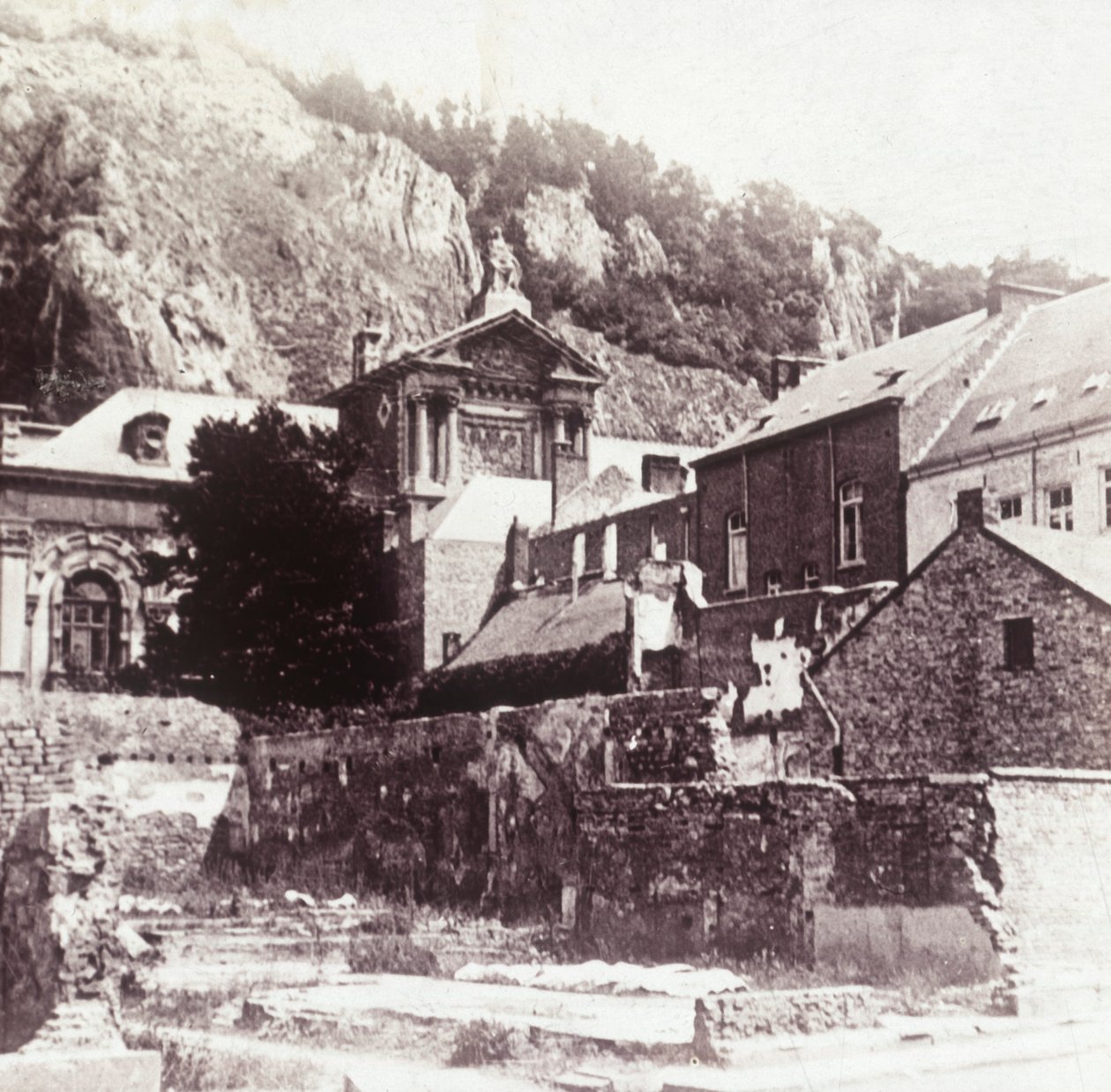 Dinant, Belgia, 1914 autorstwa Unbekannt