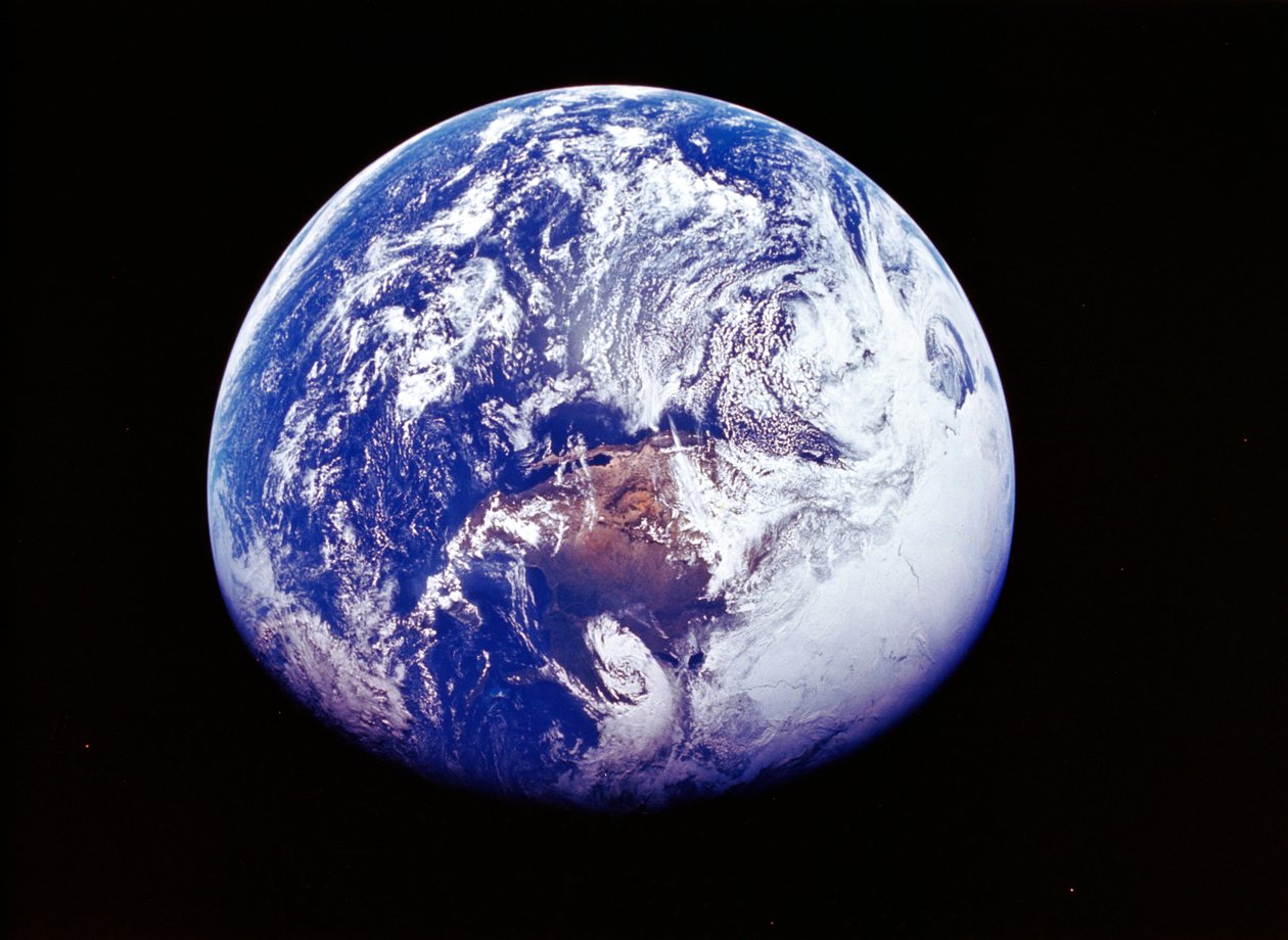 Ziemia z kosmosu, sfotografowana przez statek kosmiczny Apollo 16, 16 kwietnia 1972 autorstwa Unbekannt