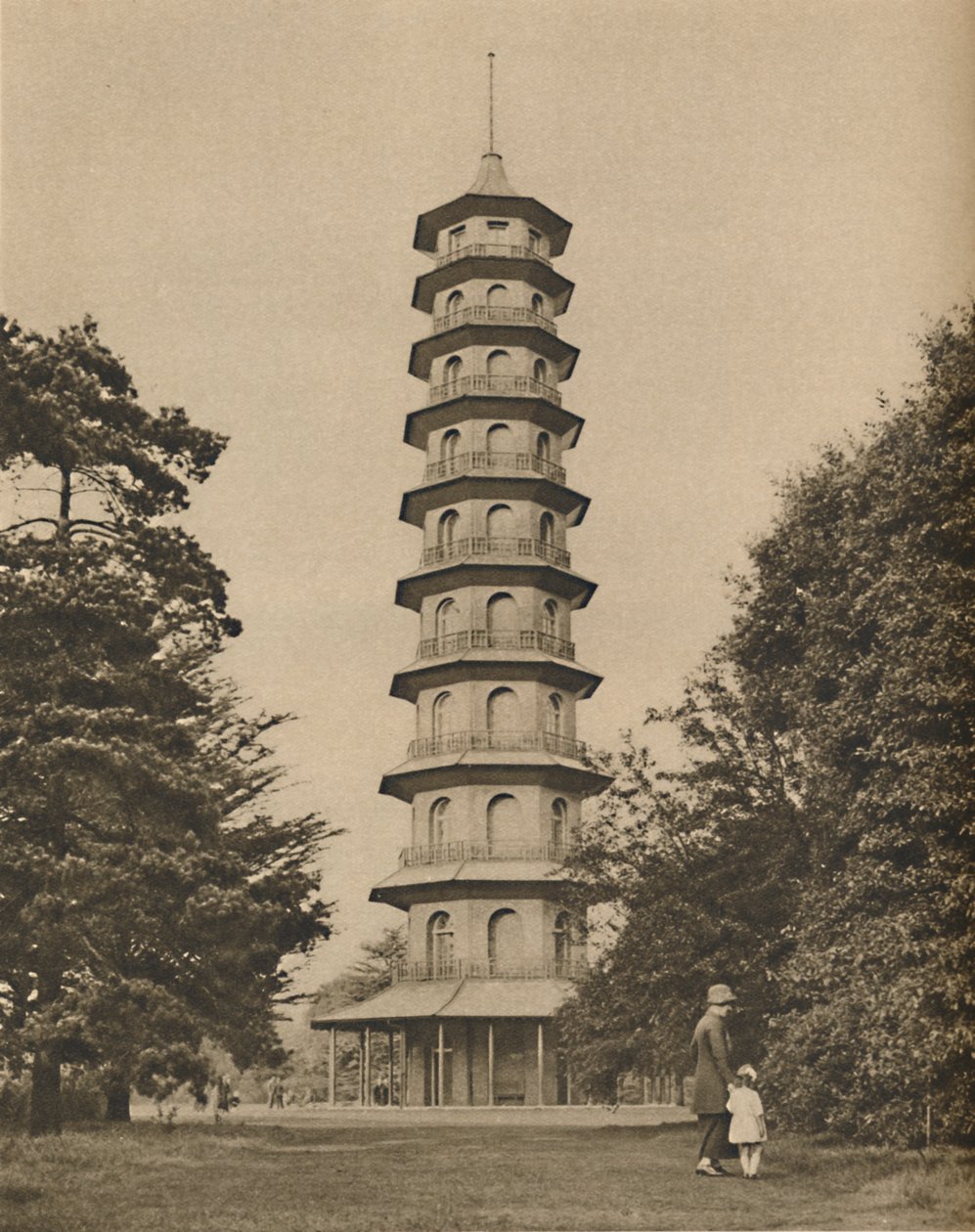 XVIII-wieczna wersja pagody w ogrodach Kew, c1935. autorstwa Unbekannt