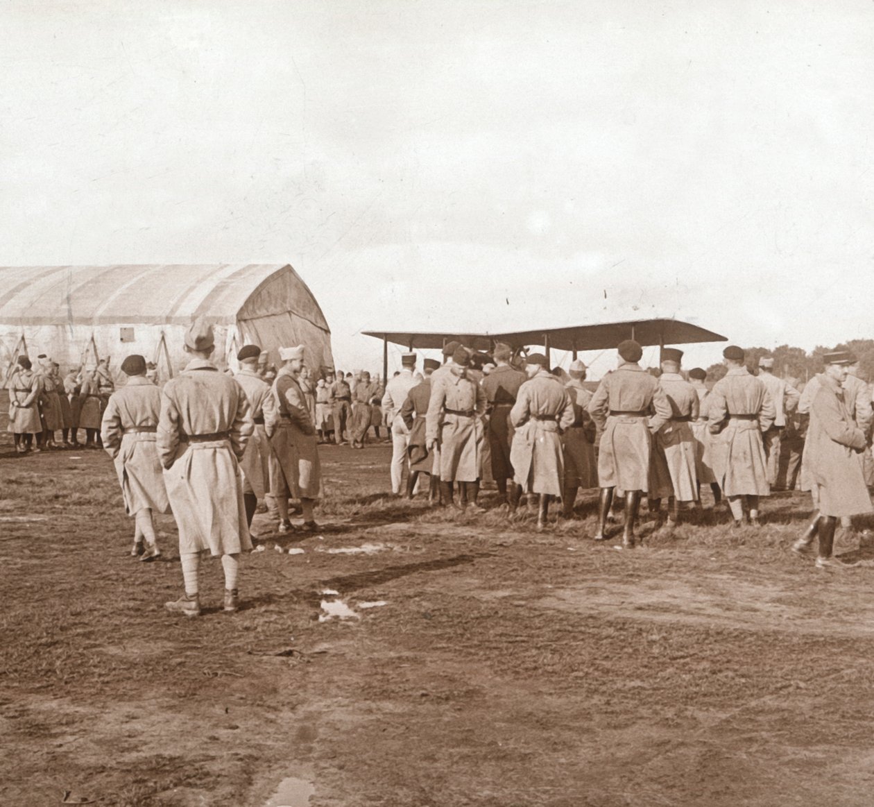 Startujący samolot myśliwski, c1914-c1918 autorstwa Unbekannt