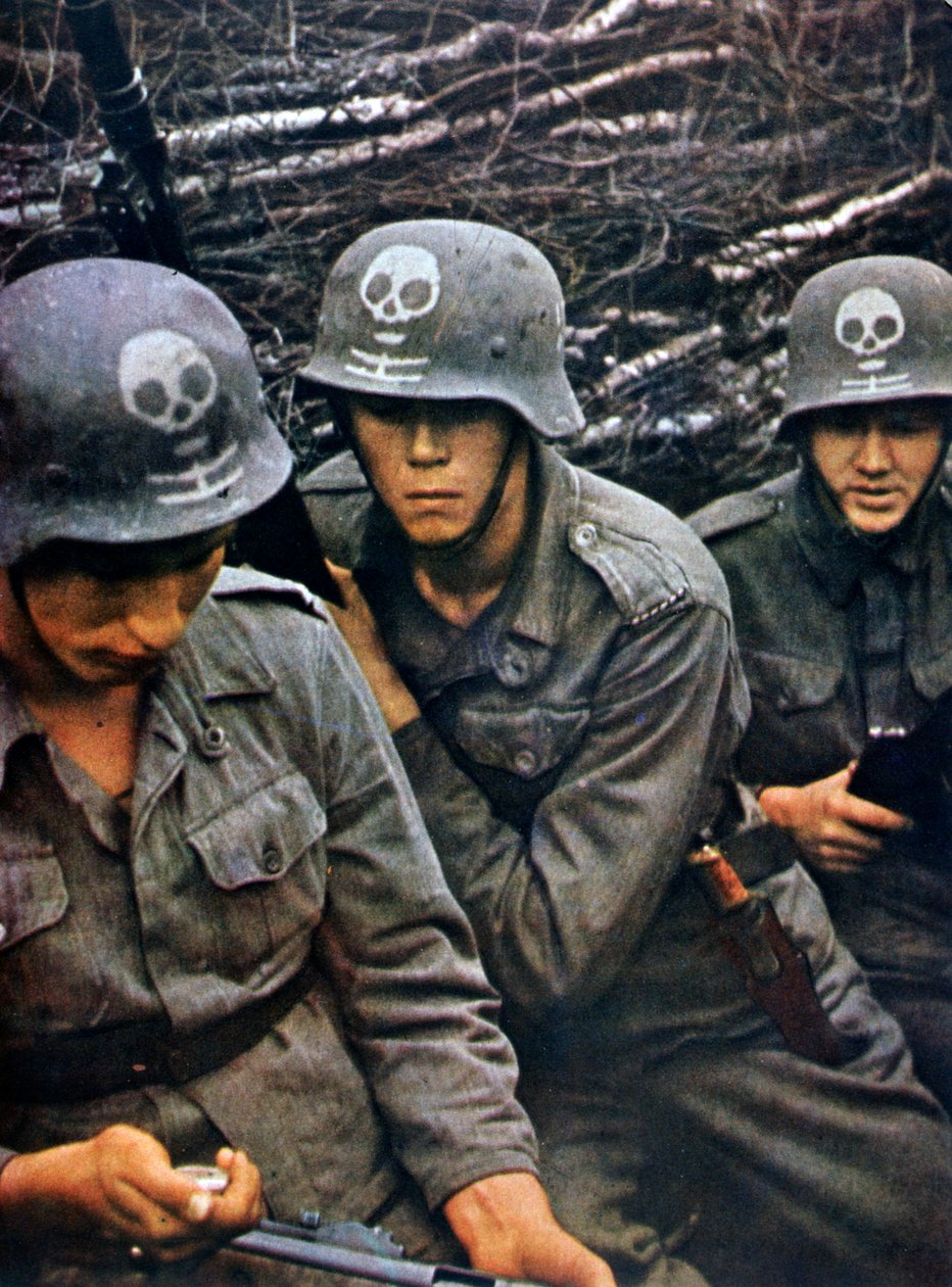 Fińscy żołnierze z pułku piechoty, 1943 autorstwa Unbekannt
