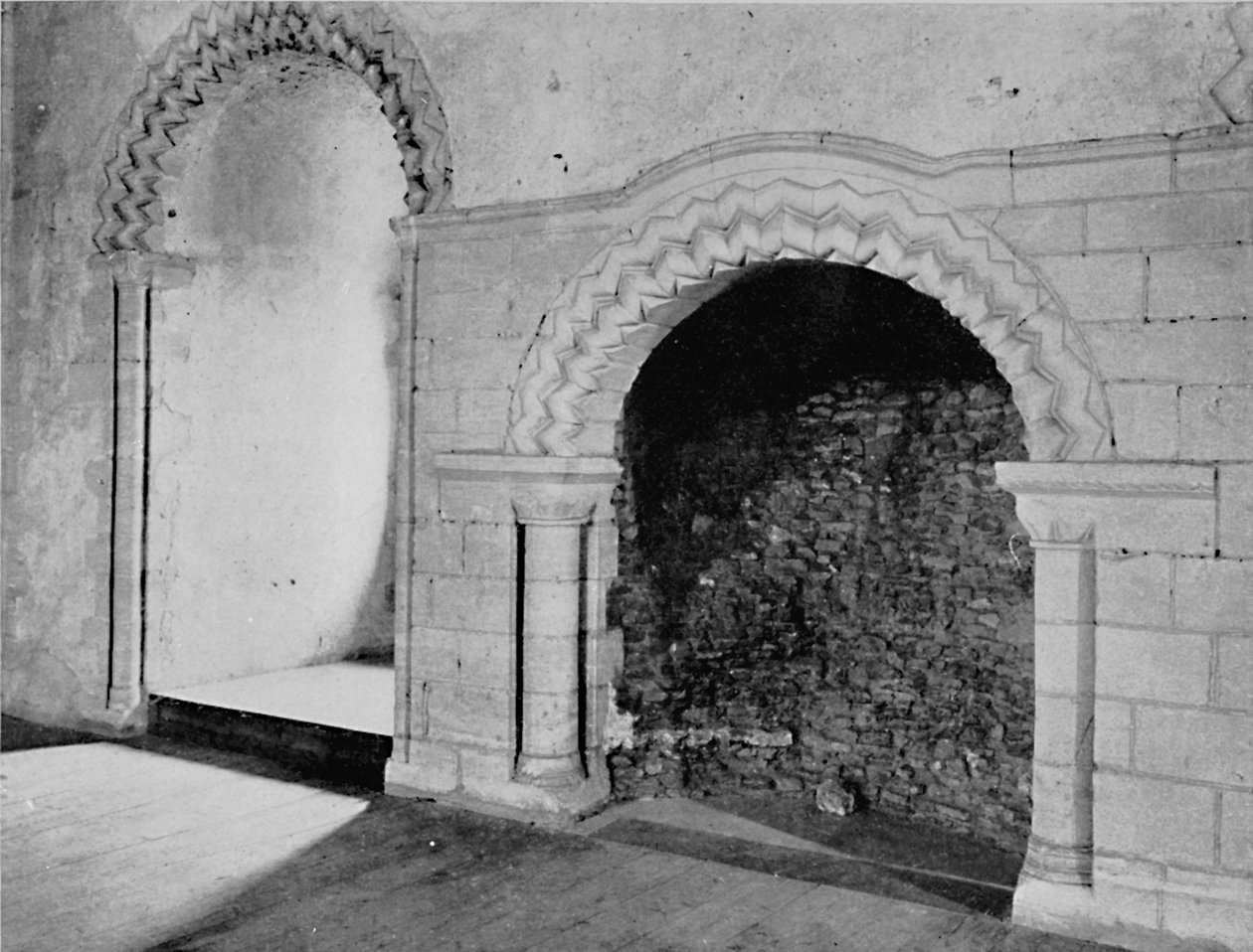 Kominek w sali bankietowej, Zamek Hedingham, Essex XII wiek, 1927 autorstwa Unbekannt