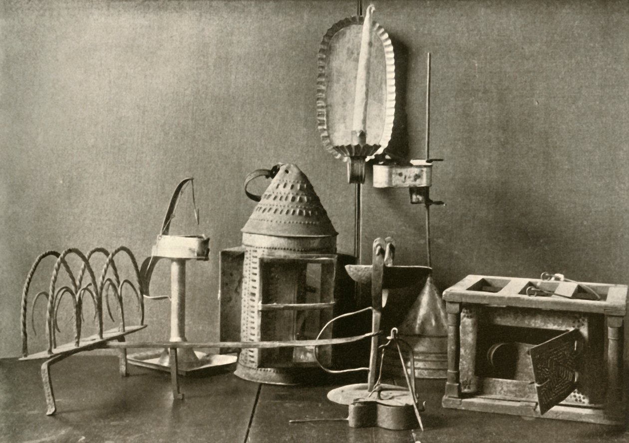 Ocieplacz do stóp, lampy naftowe, kinkiet, blaszana latarnia i toster, XVIII w., 1937 r. autorstwa Unbekannt
