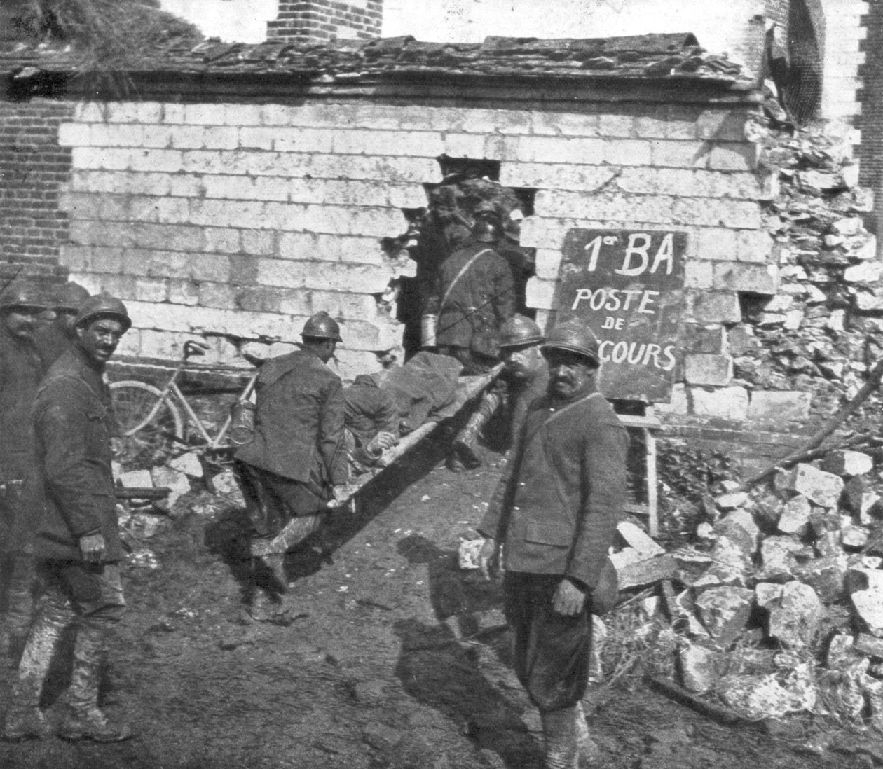 Francuski szpital polowy pod Moreuil, Pikardia, Francja, 1918 r. autorstwa Unbekannt