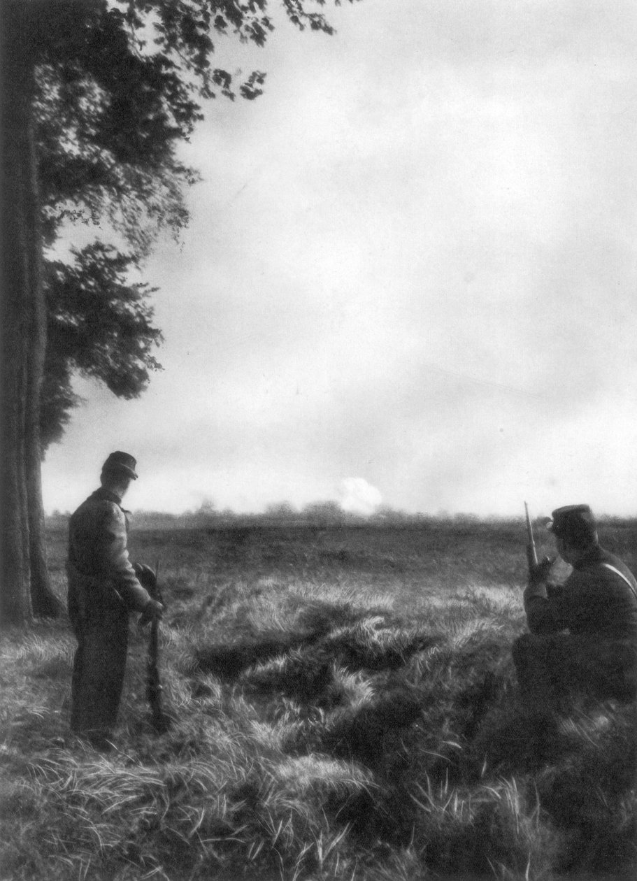 Żołnierze francuscy obserwujący ostrzał artyleryjski, 1. bitwa nad Marną, Francja, 5-12 września 1914 r. autorstwa Unbekannt