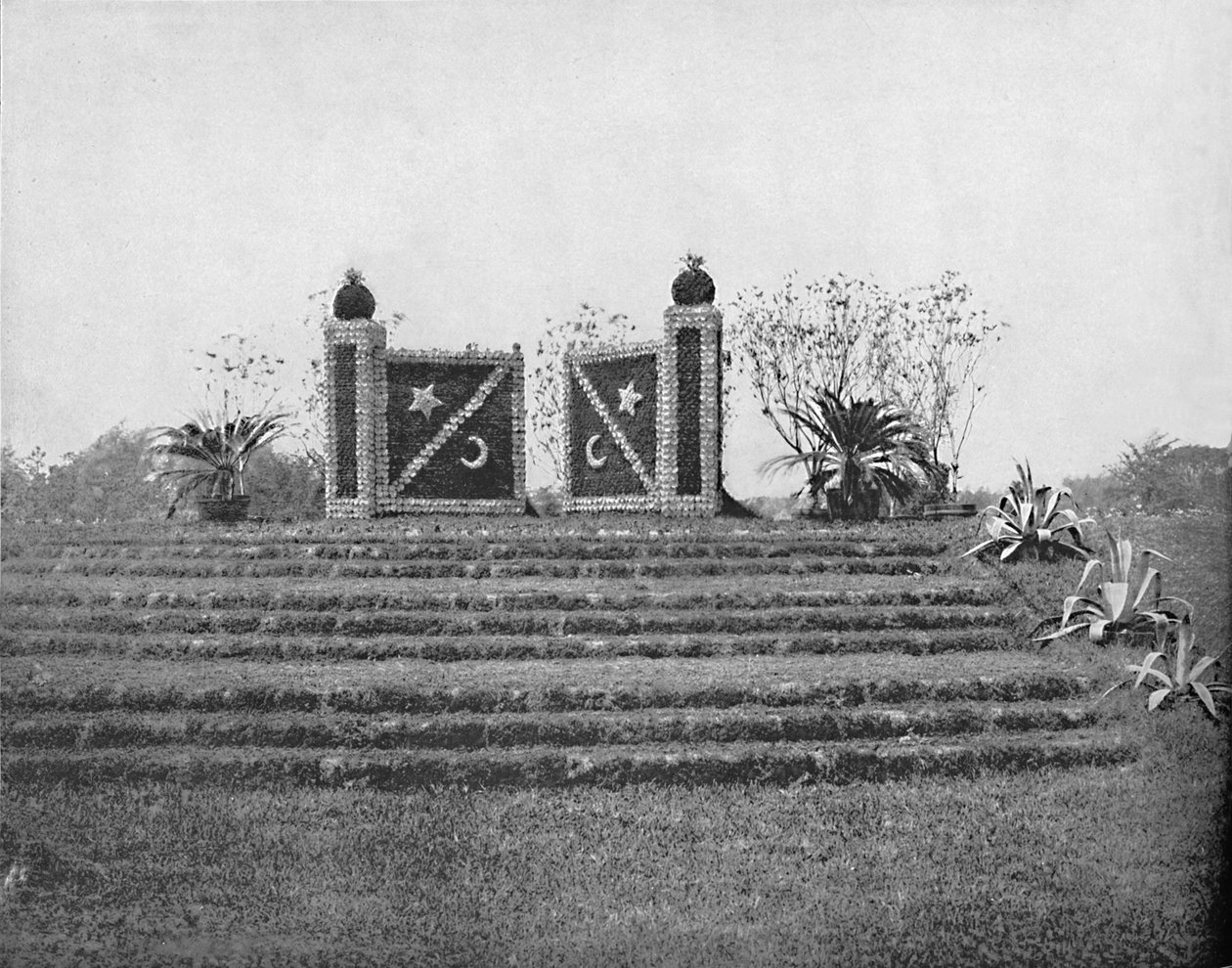 Gates Ajar, Washington Park, Chicago, c1897. autorstwa Unbekannt