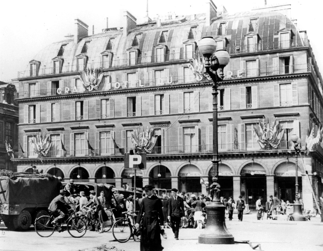 Generał Leclercs wojska francuskie w centrum Paryża, sierpień 1944 autorstwa Unbekannt