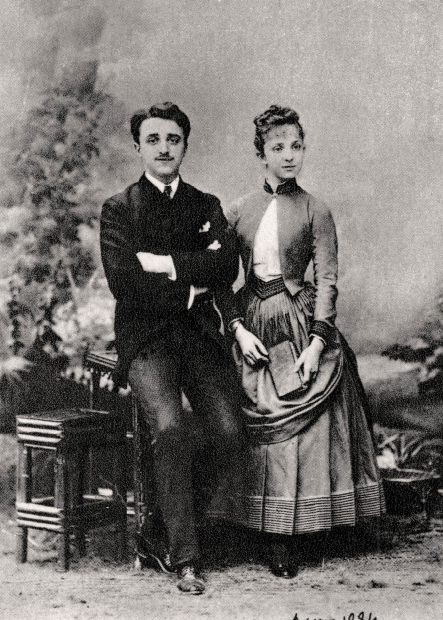 Georges i Jeanne Hugo, wnuki francuskiego powieściopisarza Victora Hugo, 1884 autorstwa Unbekannt