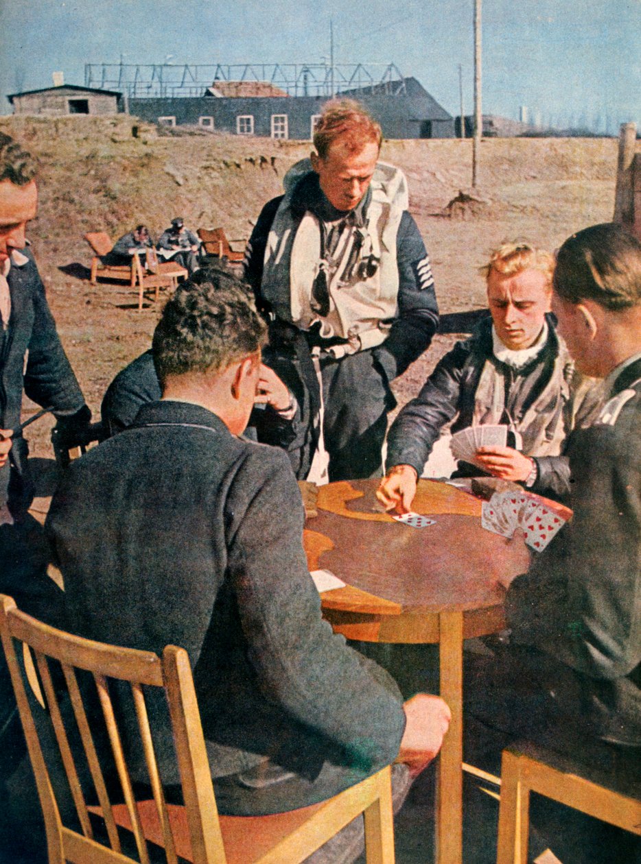 Niemieccy lotnicy po służbie, Francja, 1943 autorstwa Unbekannt