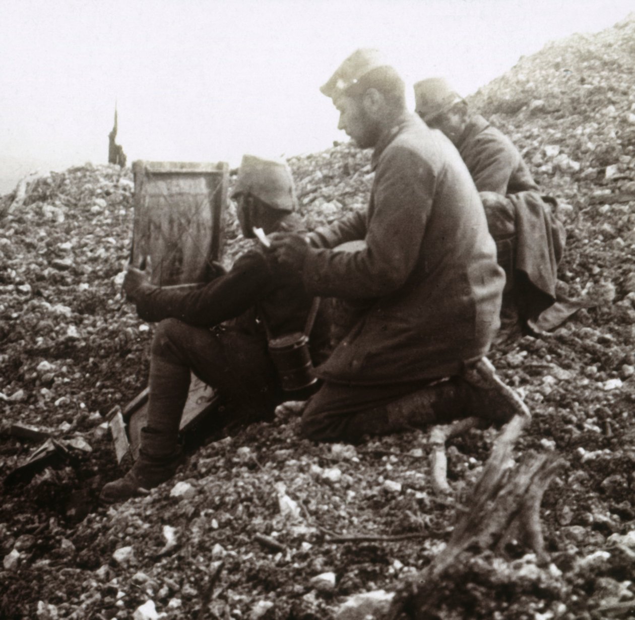 Niemieckie sygnalizatory poza fortecą Vaux, Verdun, północna Francja, c1914-c1918 autorstwa Unbekannt