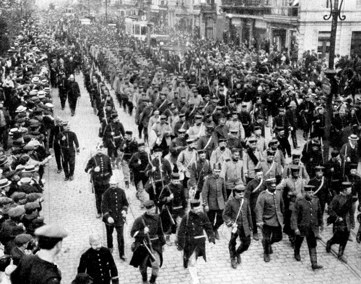 Wojska niemieckie jako więźniowie w Antwerpii, Belgia, I wojna światowa, 1914 autorstwa Unbekannt