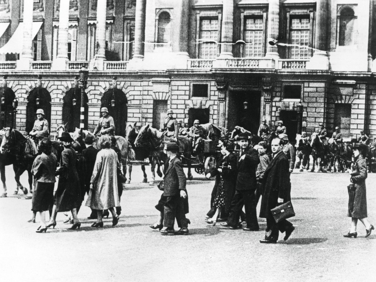 Wojska niemieckie w okupowanym Paryżu, czerwiec 1940 autorstwa Unbekannt