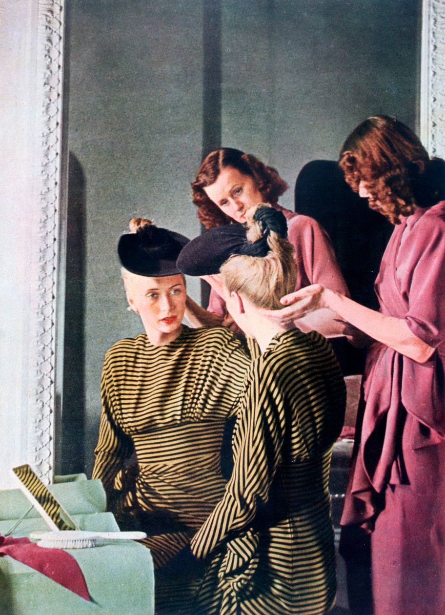 Niemiecka moda damska, 1942 autorstwa Unbekannt