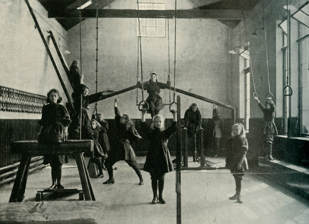 Gimnastyczki w Królewskim Instytucie Głuchoniemych, Friar Gate, Derby, 1902. autorstwa Unbekannt