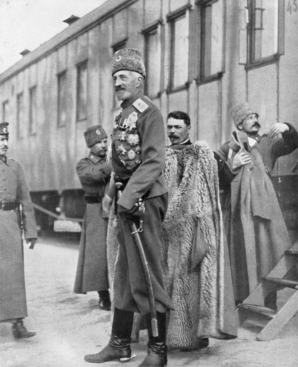 Wielki Książę Nikołaj Nikołajewicz, rosyjski generał I wojny światowej, 16-17 marca 1917 autorstwa Unbekannt