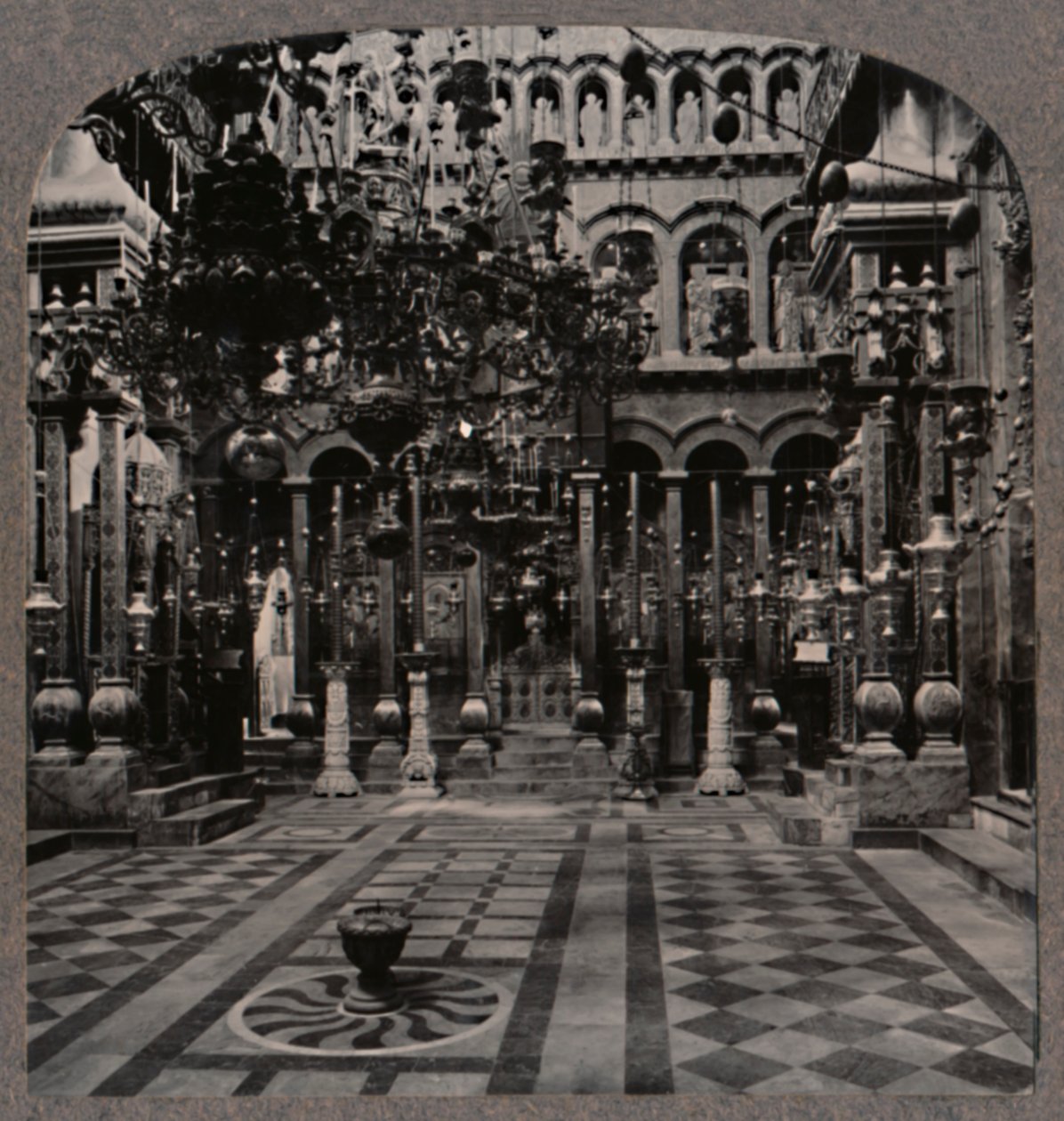 Katedra Grecka w Bazylice Grobu Świętego w Jerozolimie, ok. 1900 autorstwa Unbekannt