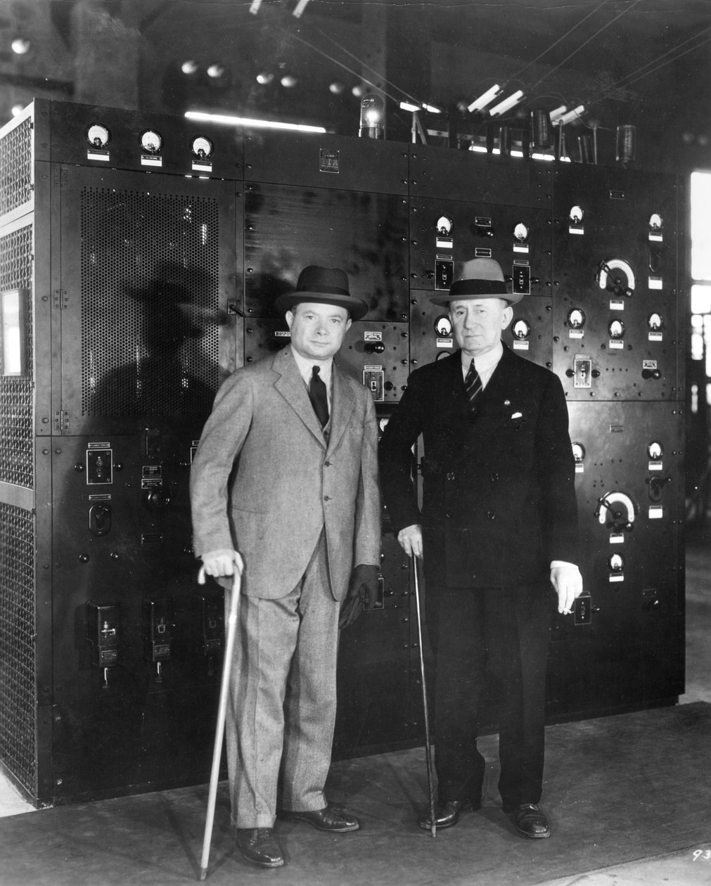 Guglielmo Marconi i David Sarnoff, 1933 autorstwa Unbekannt