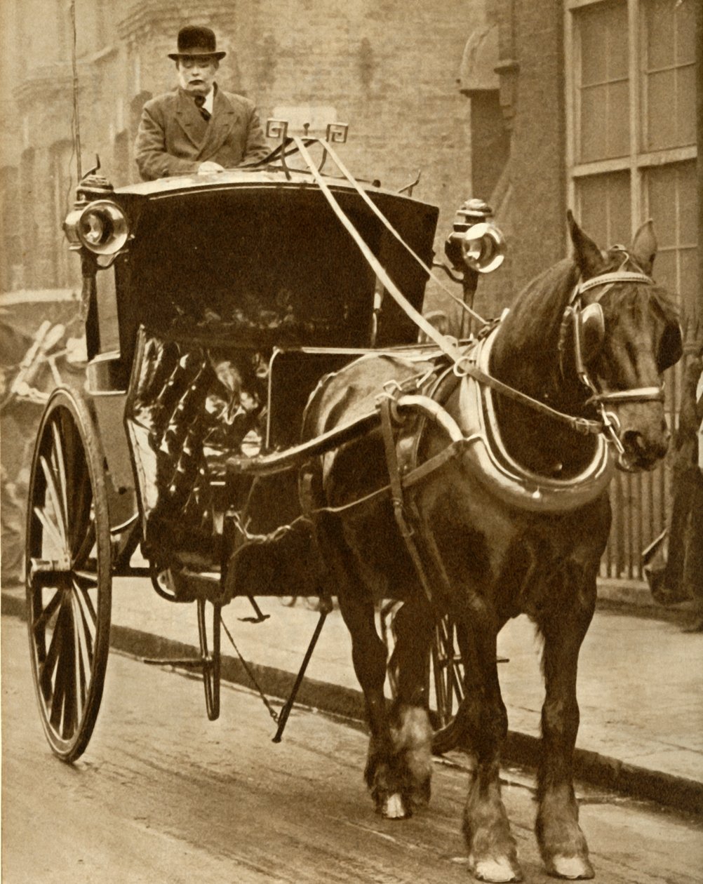 Kabina Hansom, c1910, 1935. autorstwa Unbekannt