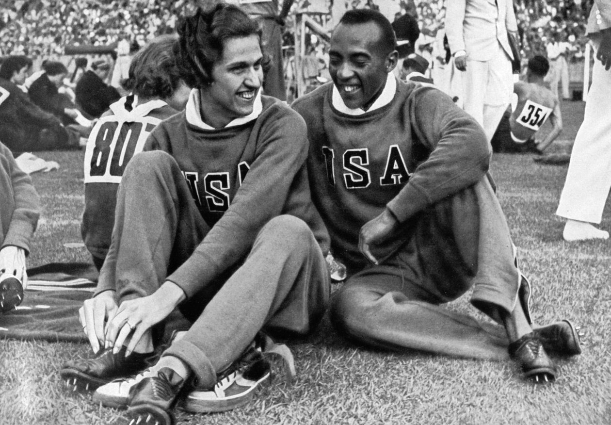 Helen Stephens i Jesse Owens, amerykańscy sportowcy, Igrzyska Olimpijskie w Berlinie, 1936 autorstwa Unbekannt