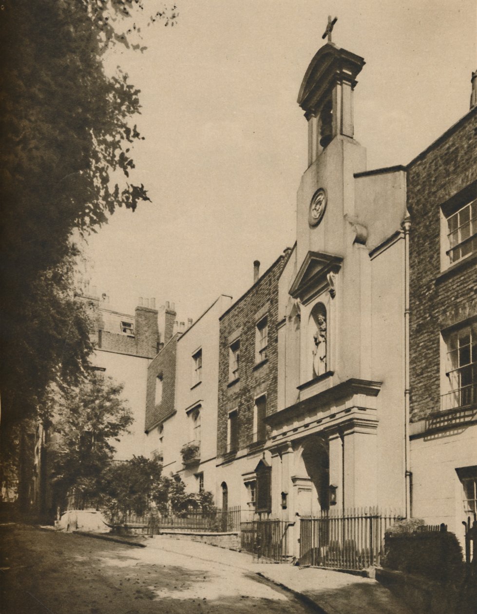 Holly Place, Cicha droga na zboczu wzgórza Hampstead, ok. 1935. autorstwa Unbekannt