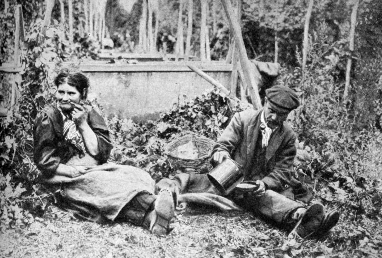 Zbieracze chmielu, pola chmielu Kentu, ok. 1922 r. autorstwa Unbekannt