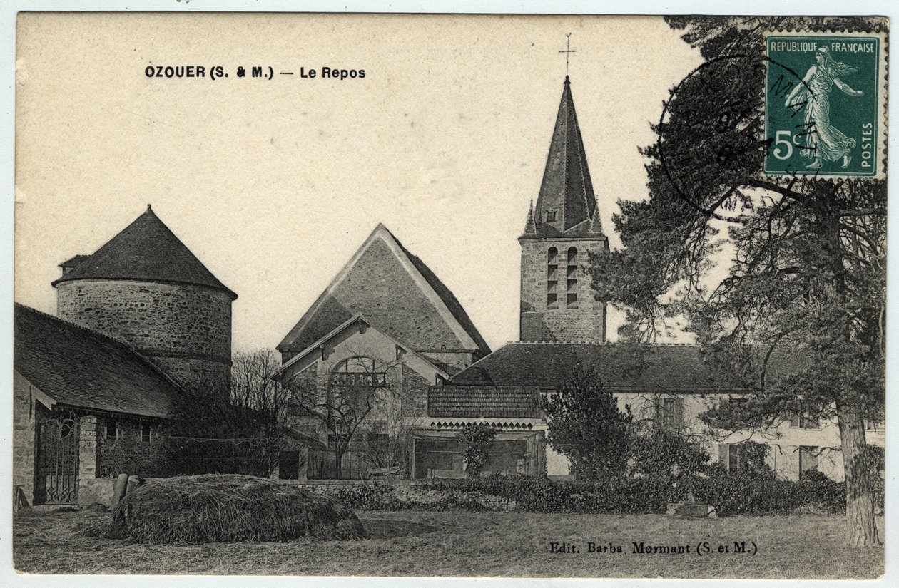 Ile de France, Seine et Marne (77), Ozouer le Repos (Ozouer-le-Repos): widok zewnętrzny kościoła Saint Aubin (Saint-Aubin) - pocztówka z 1908 roku autorstwa Unbekannt