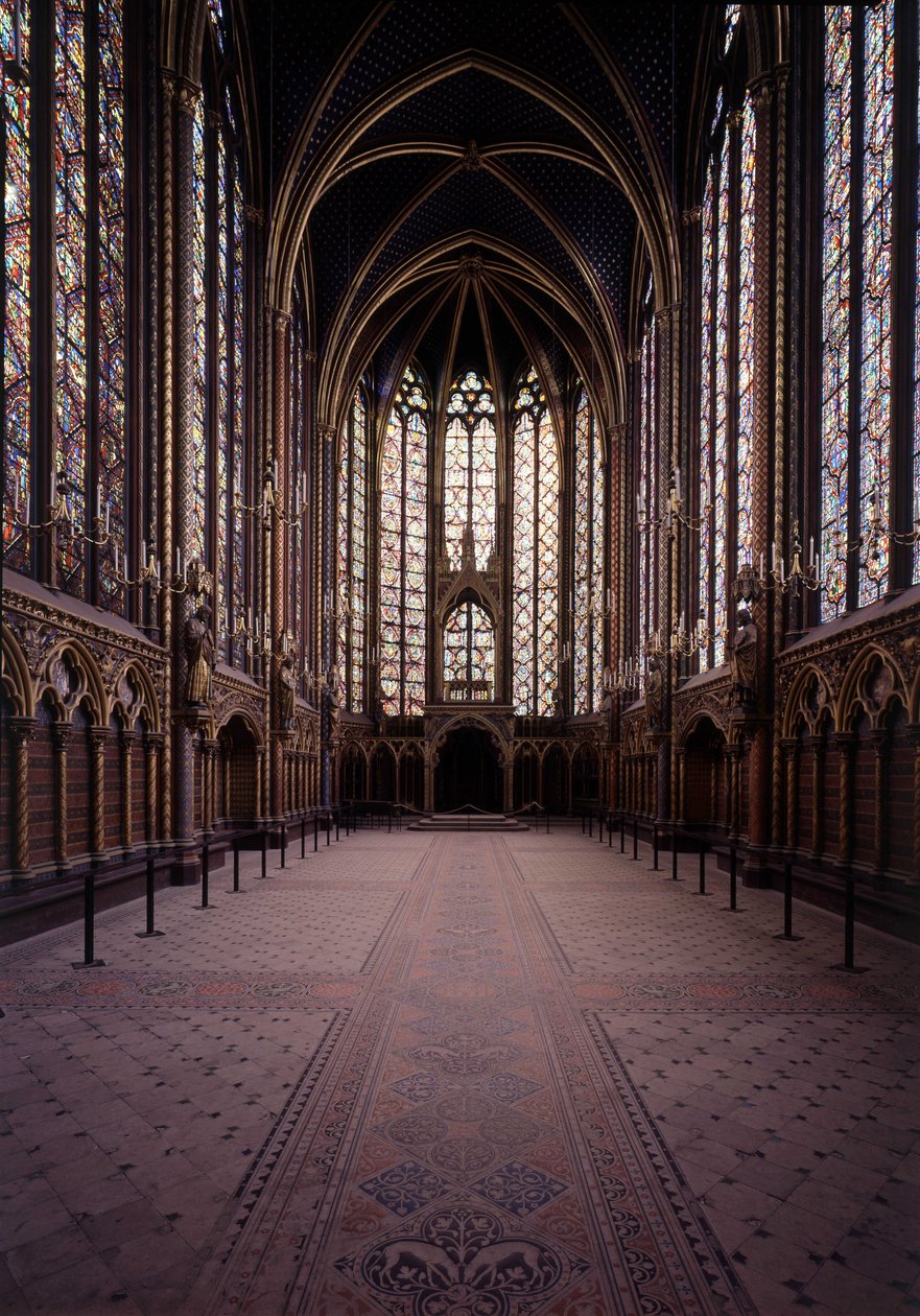 Wnętrze Sainte Chapelle (górna kaplica) w Paryżu. Sztuka gotycka XIII wieku. autorstwa Unbekannt