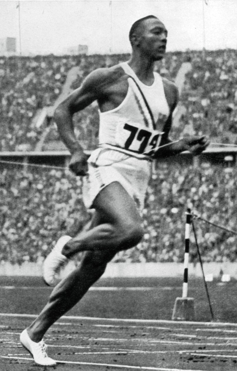 Jesse Owens pod koniec 100m na Igrzyskach Olimpijskich w Berlinie, 1936 autorstwa Unbekannt